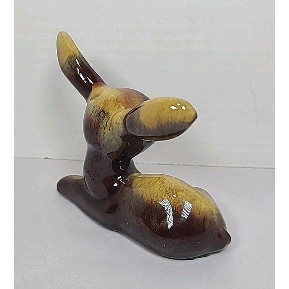Blue Mountain Collection Canadian Resting Fawn Ceramic Figurine - Picture 3 of 7